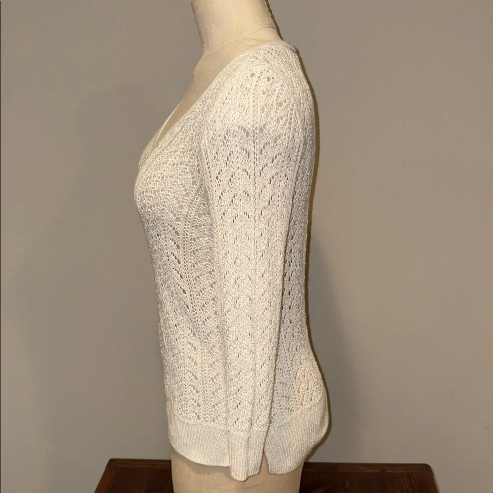 White House Black Market Crochet V-Neck Sweater Size XS - Picture 3 of 11